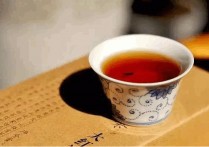 空腹喝茶油什么危害 空腹喝茶水对人有好处吗